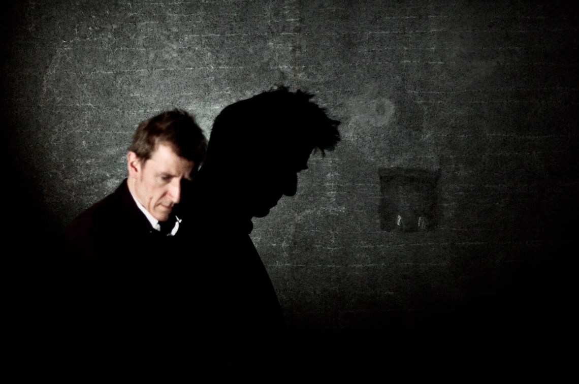 Fotograferet i Skuespilhuset.