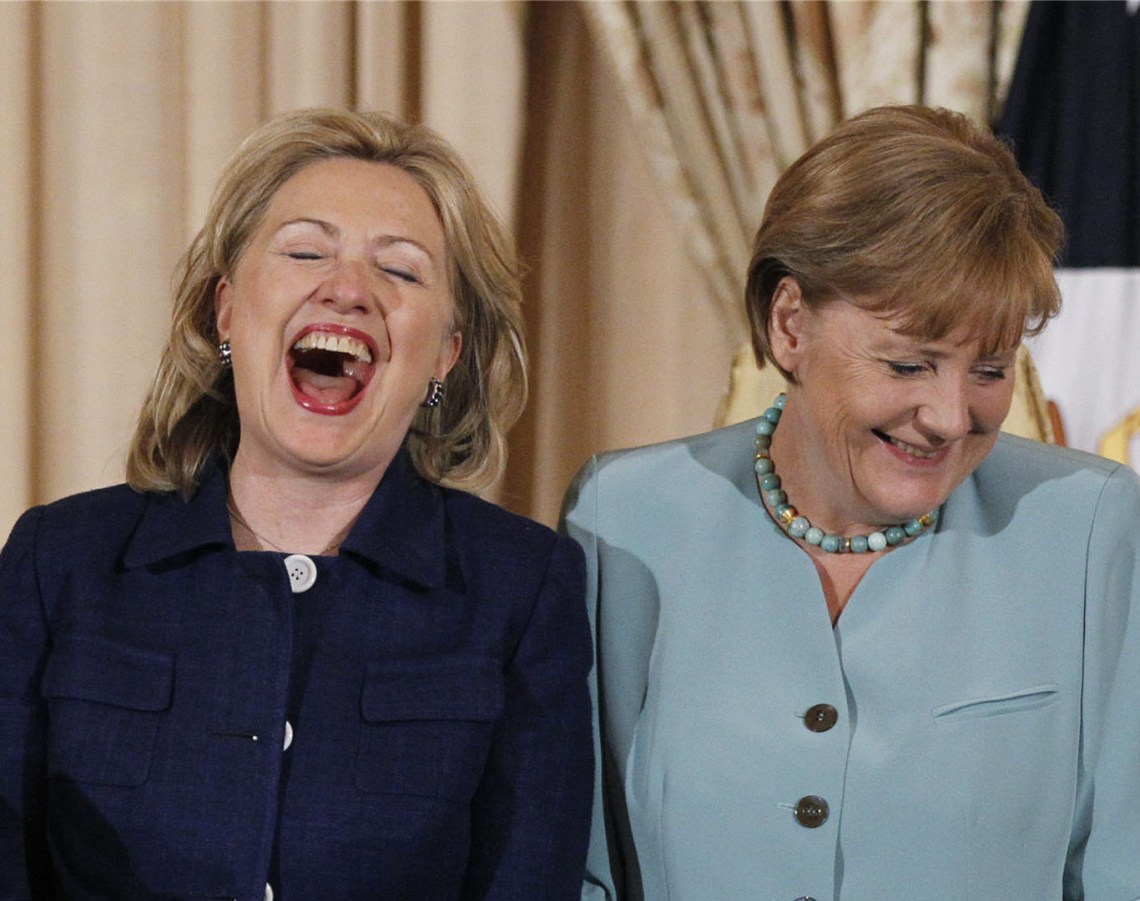 hillary_clinton_laughing_hd_wallpapers_desktop_windows_8.1